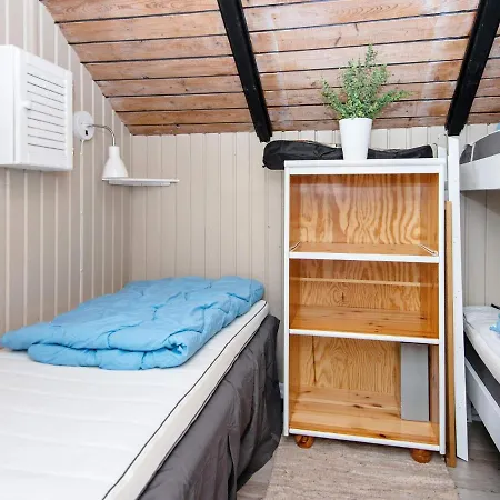 4 Person Holiday In